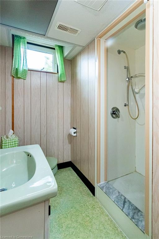 16 Billington Crescent Property Photo 35