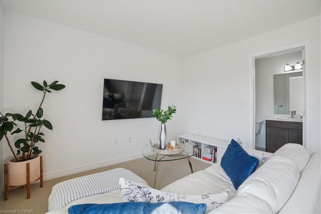 101 Tom Brown Drive Property Photo 33