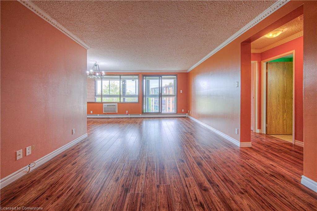 406-400 Champlain Boulevard Property Photo 7