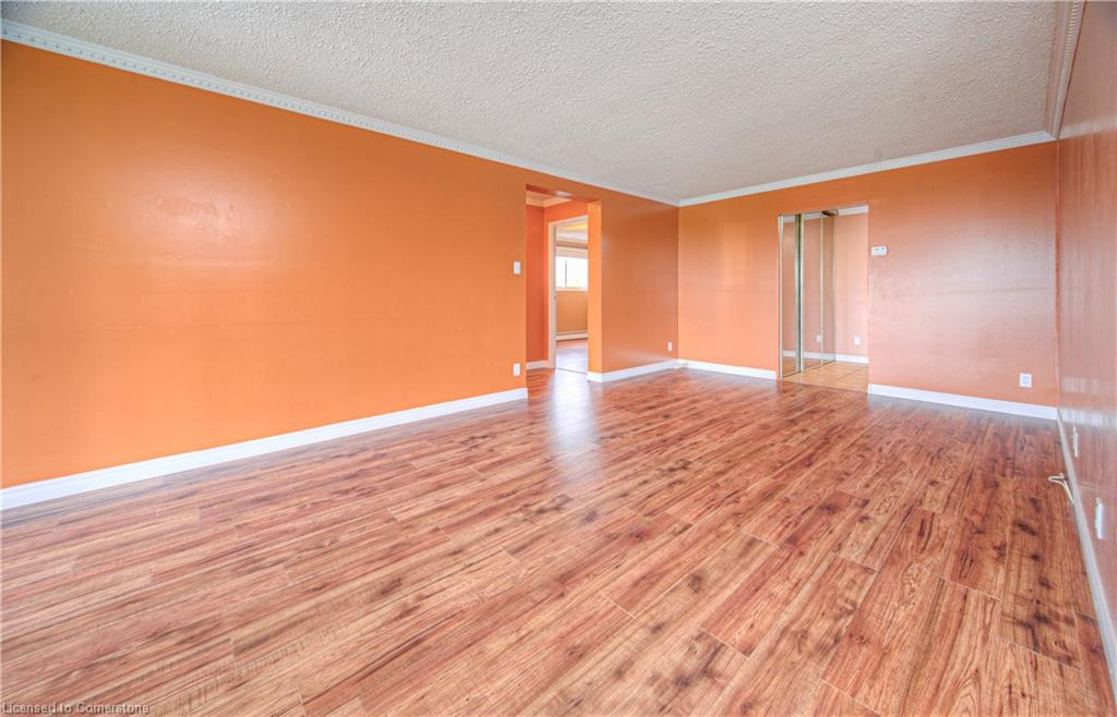 406-400 Champlain Boulevard Property Photo 8