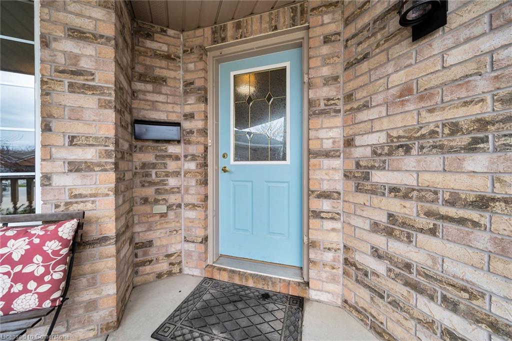 9 Lindsay Drive Property Photo 4