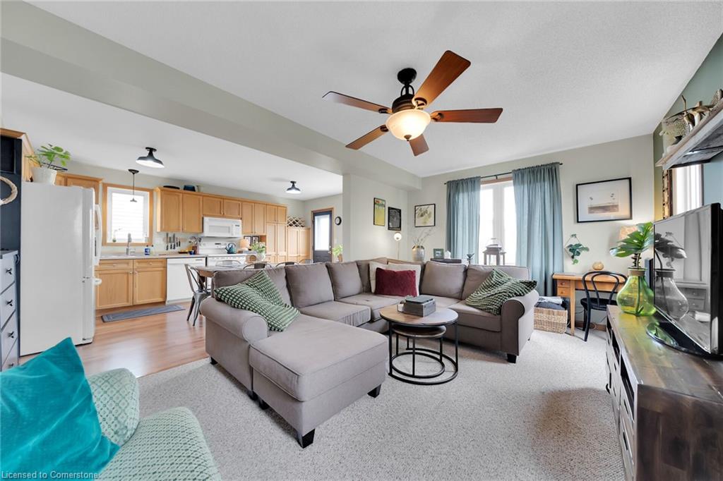 9 Lindsay Drive Property Photo 18