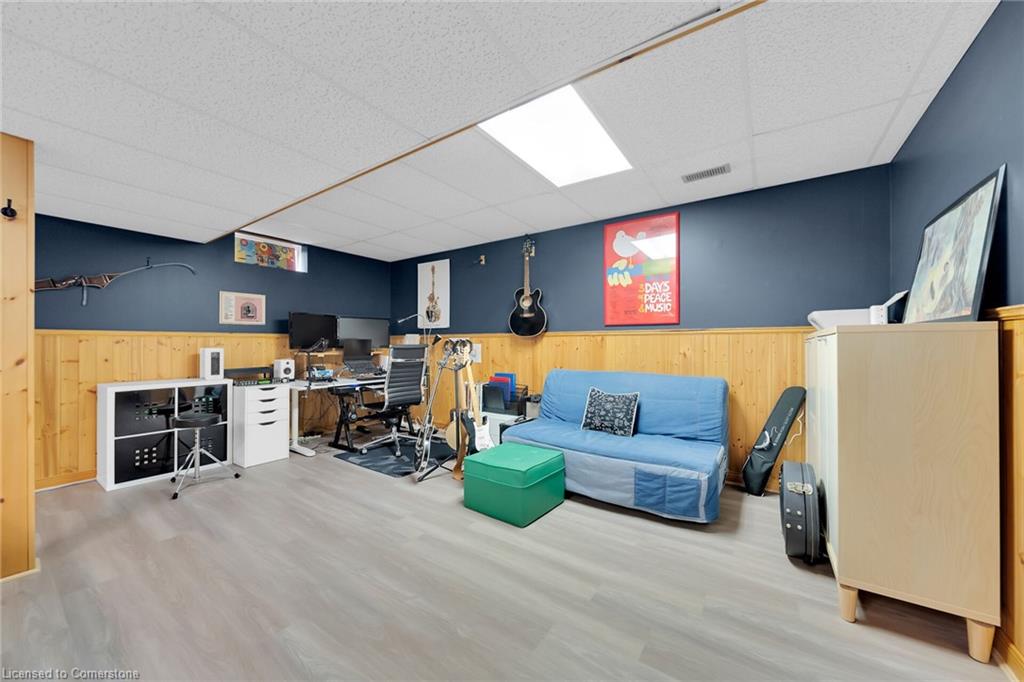 9 Lindsay Drive Property Photo 33