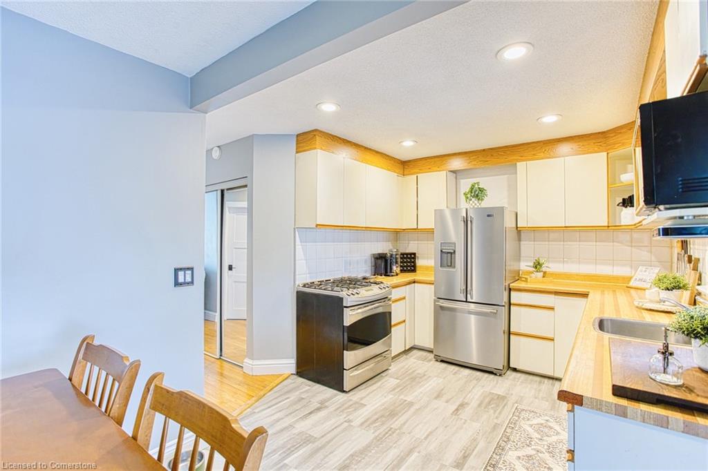 335 Fairfield Avenue Property Photo 10