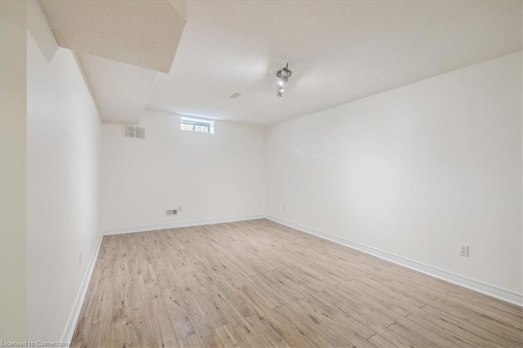 16-100 Beddoe Drive Property Photo 39