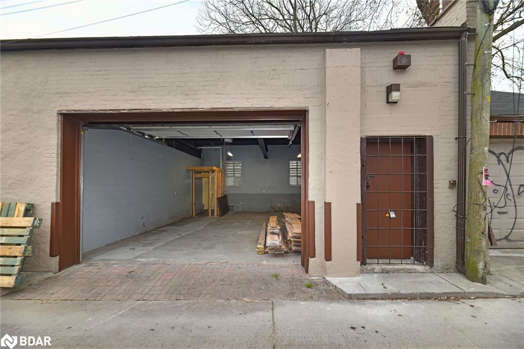 30r First Avenue Property Photo 20