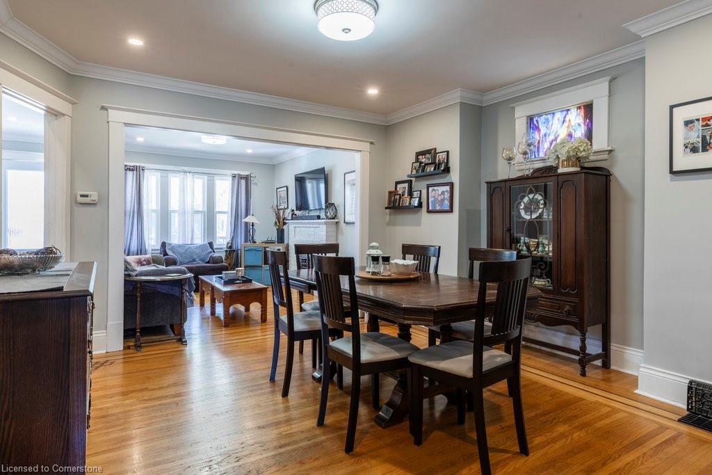 250 London Street S Property Photo 11