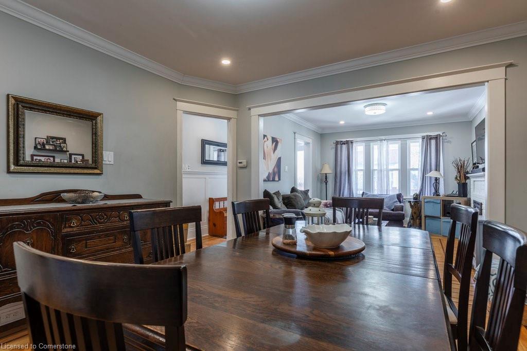 250 London Street S Property Photo 12