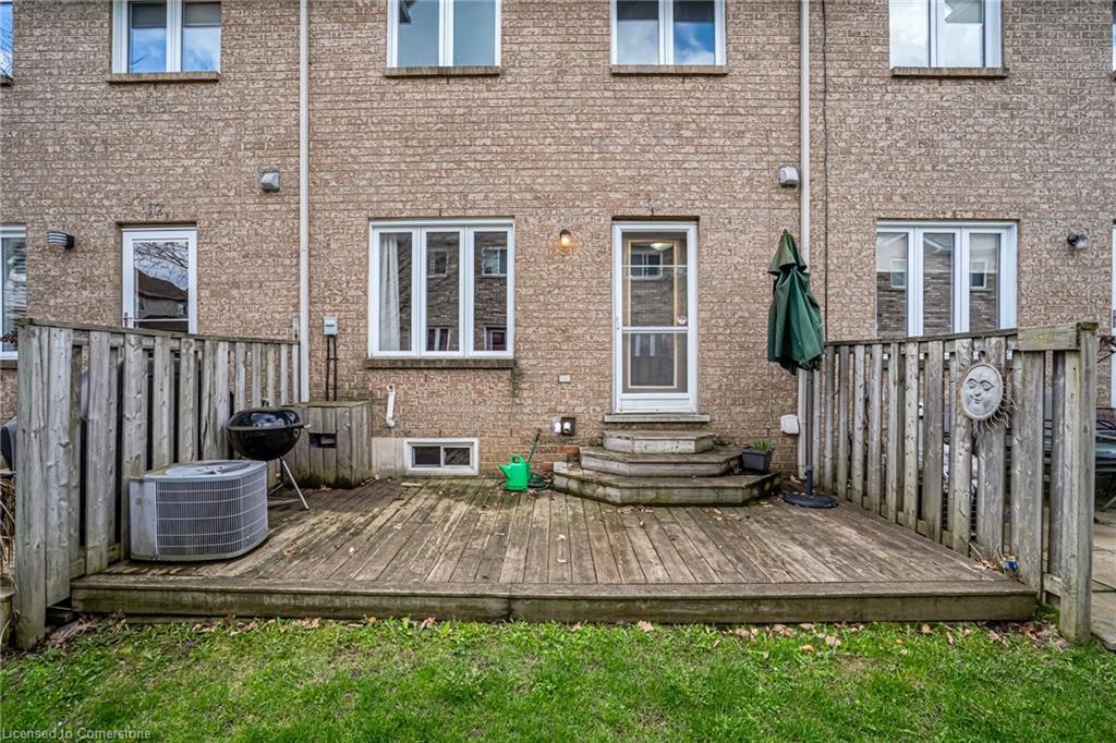 11-1809 Upper Wentworth Street Property Photo 12