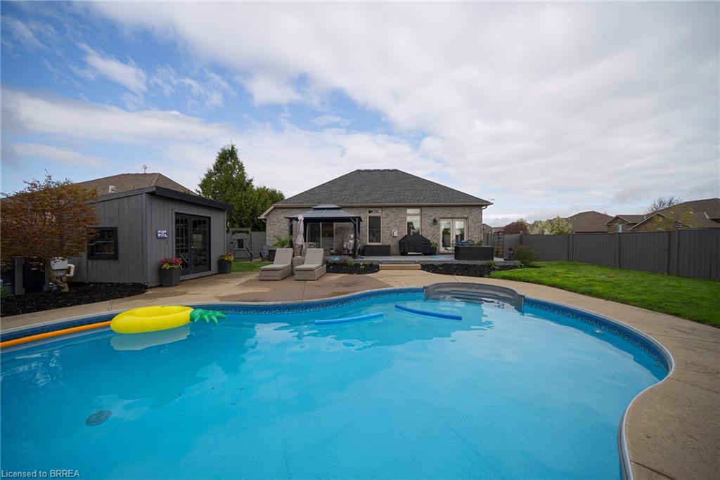 2 Kim Lane Property Photo 33