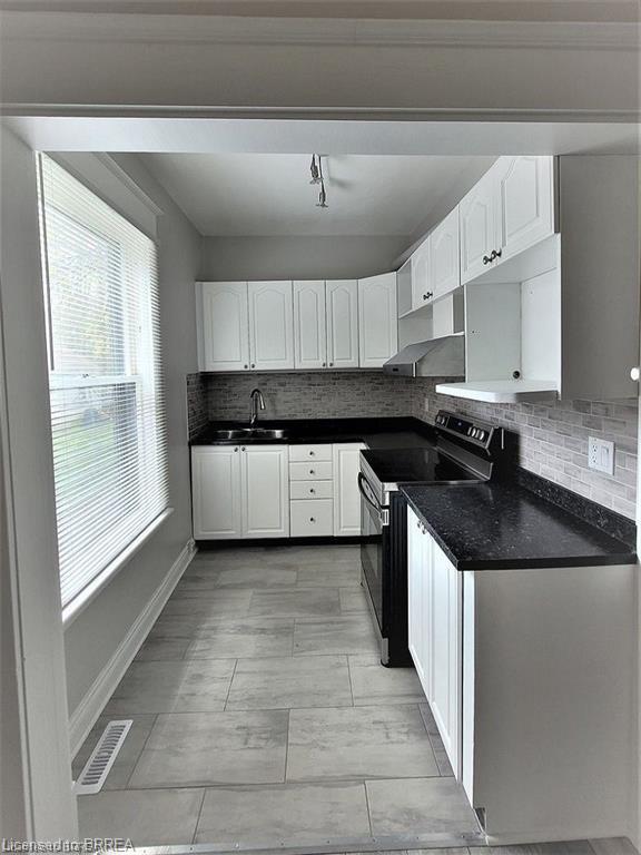 167 Erie Avenue Property Photo