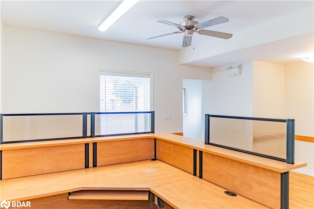 153 Colborne Street W Property Photo 23