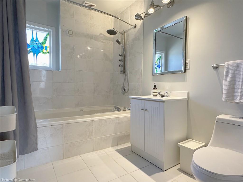 215 Main Street Property Photo 22