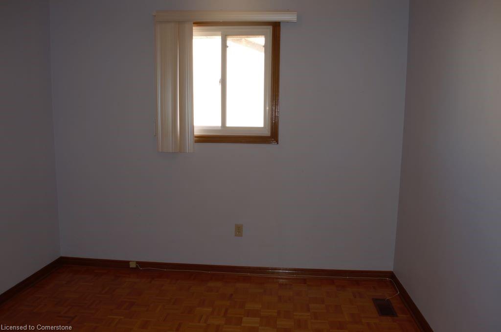 30 Hearthside Crescent Property Photo 10
