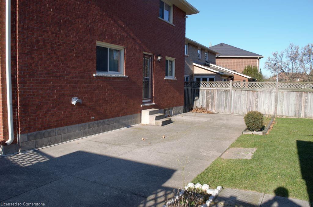 30 Hearthside Crescent Property Photo 19