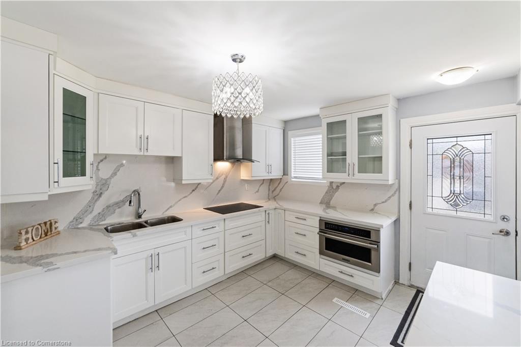 33 Alderney Avenue Property Photo 4