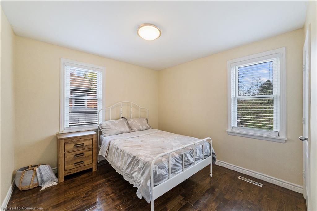 33 Alderney Avenue Property Photo 9