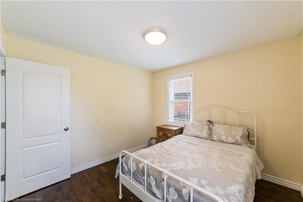 33 Alderney Avenue Property Photo 10