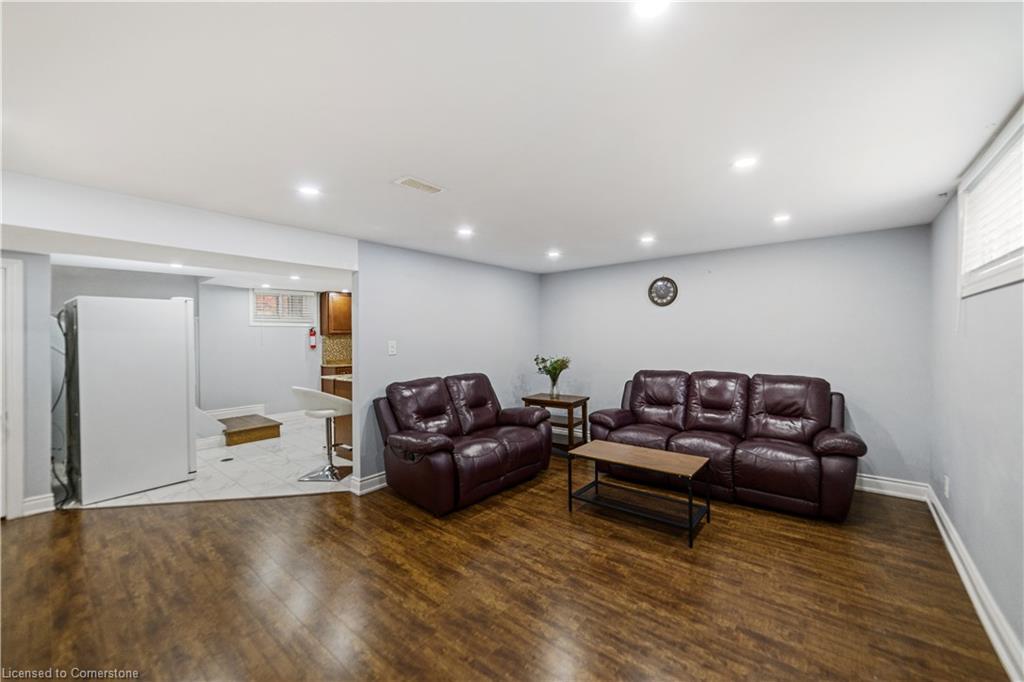 33 Alderney Avenue Property Photo 21