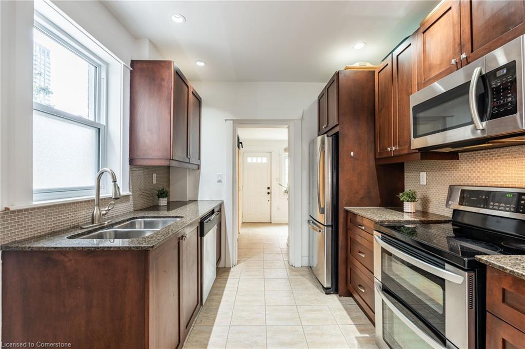 77 Harris Avenue Property Photo 14