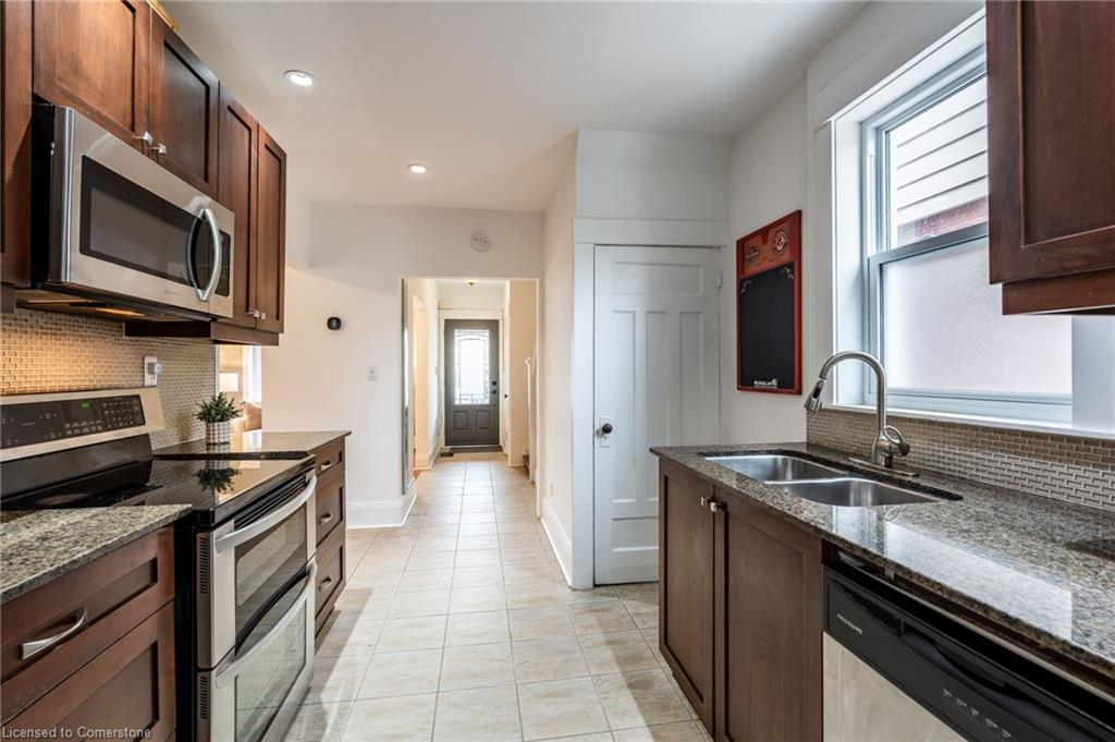 77 Harris Avenue Property Photo 17