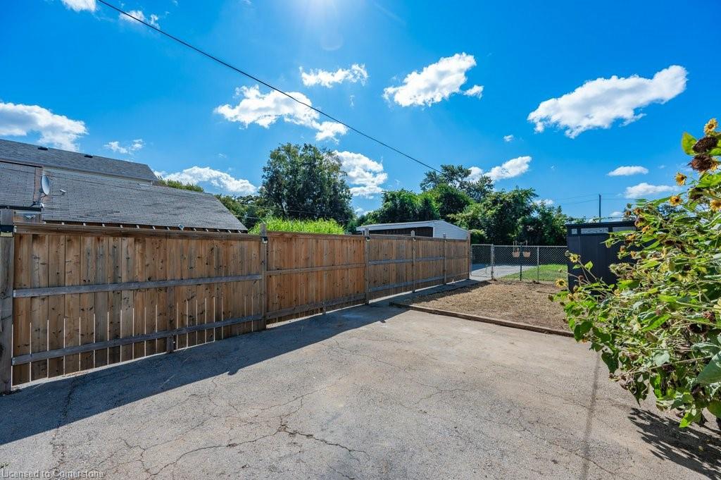 196 Picton Street Property Photo 32