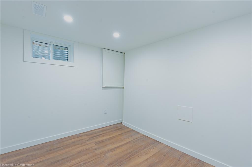 2386 Holyhead Drive Property Photo 10