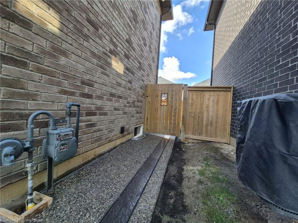49 Robertson Road Property Photo 3
