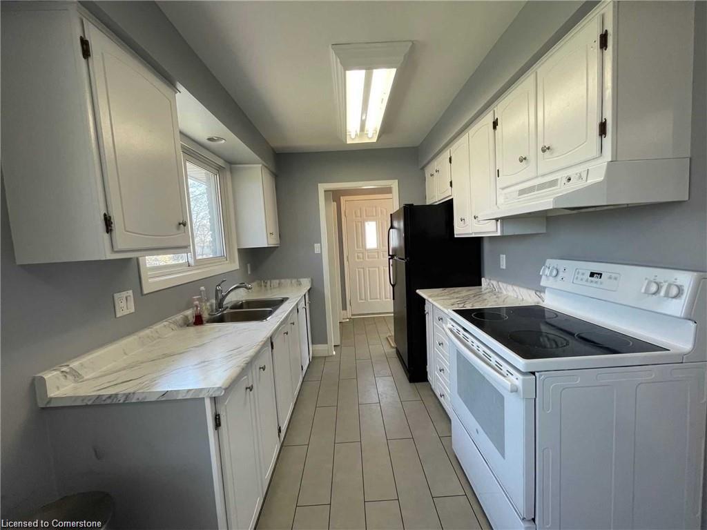 624 College Avenue W Property Photo 7