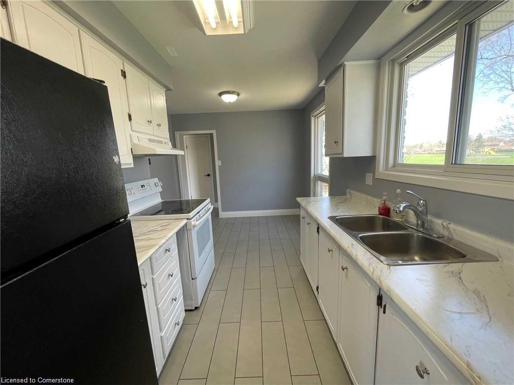 624 College Avenue W Property Photo 8