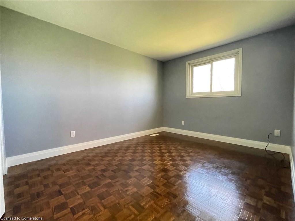 624 College Avenue W Property Photo 9