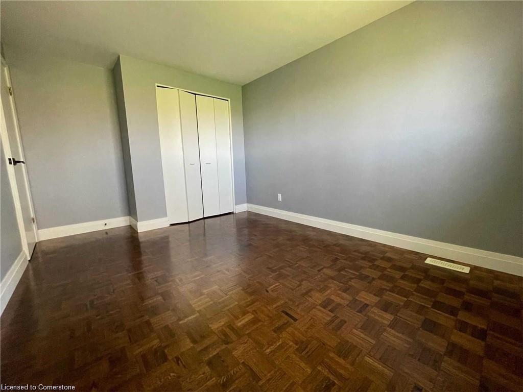 624 College Avenue W Property Photo 10