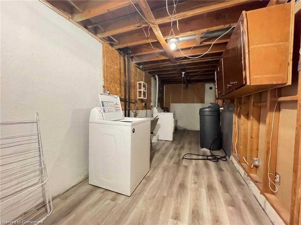 624 College Avenue W Property Photo 17
