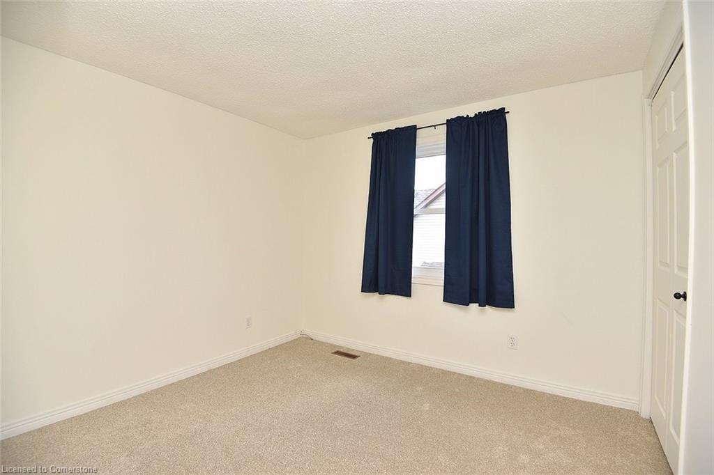 419 Cottingham Crescent Property Photo 28