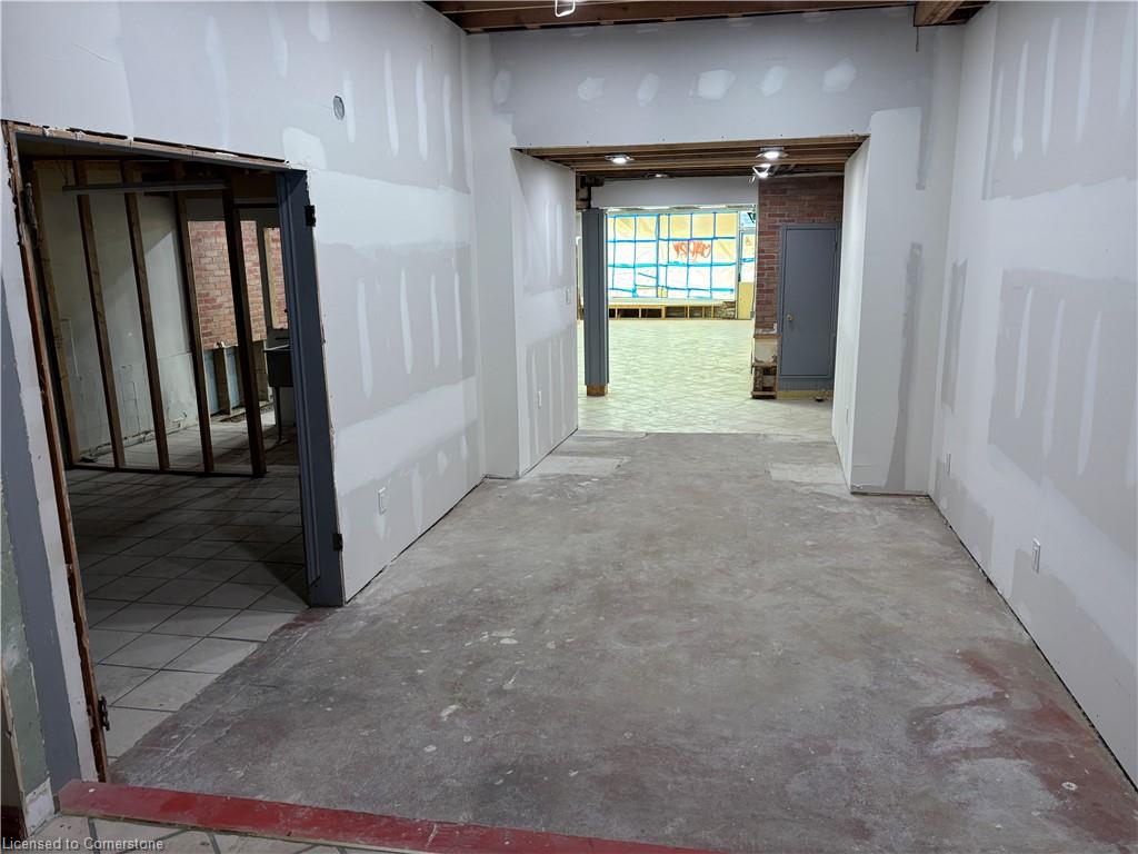447 Brant Street Property Photo 7