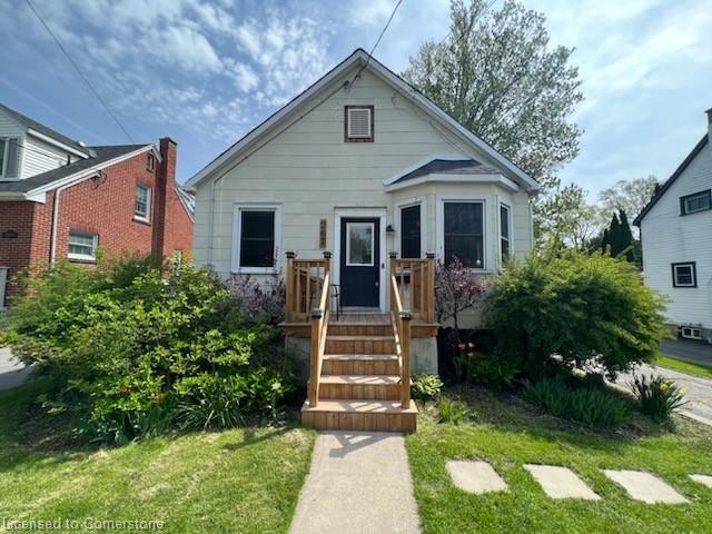 267 Bleecker Avenue Property Photo