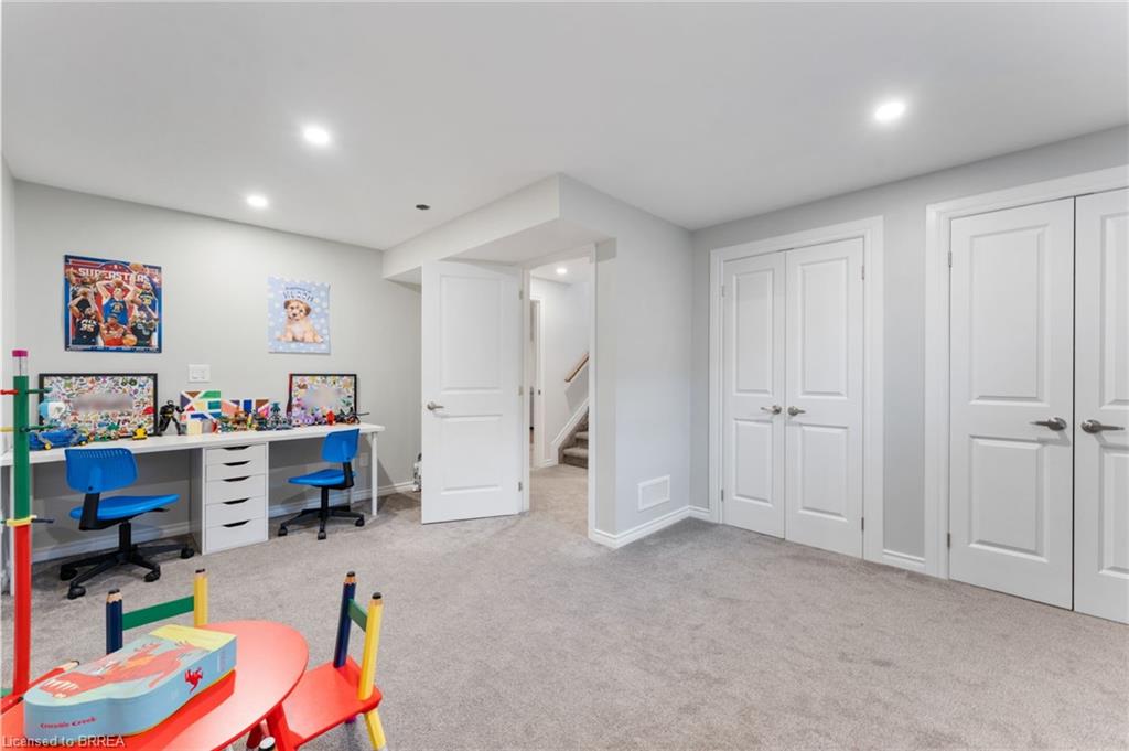 2 Masters Lane Property Photo 34
