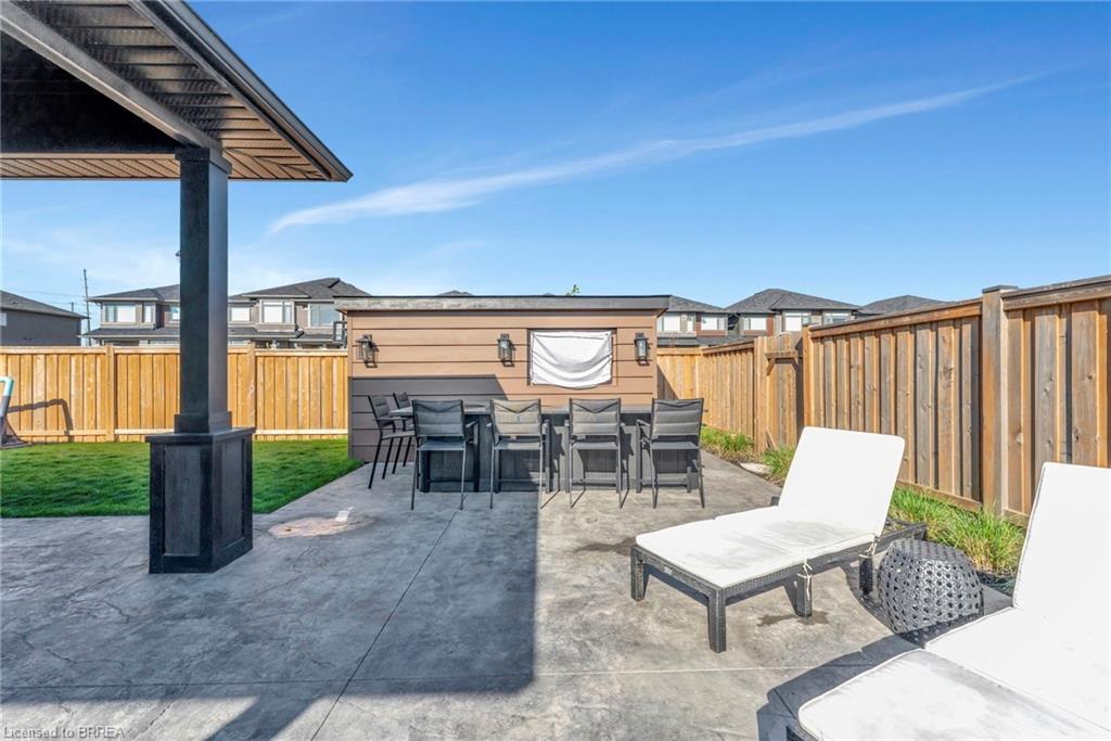 2 Masters Lane Property Photo 40