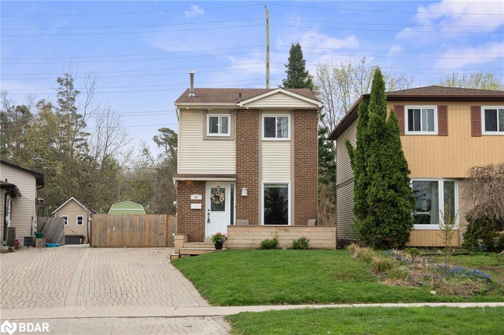 47 Janice Drive Property Photo 1