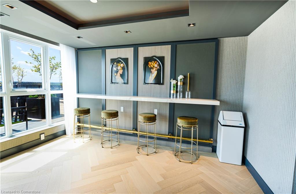 405 Dundas Street Property Photo 12