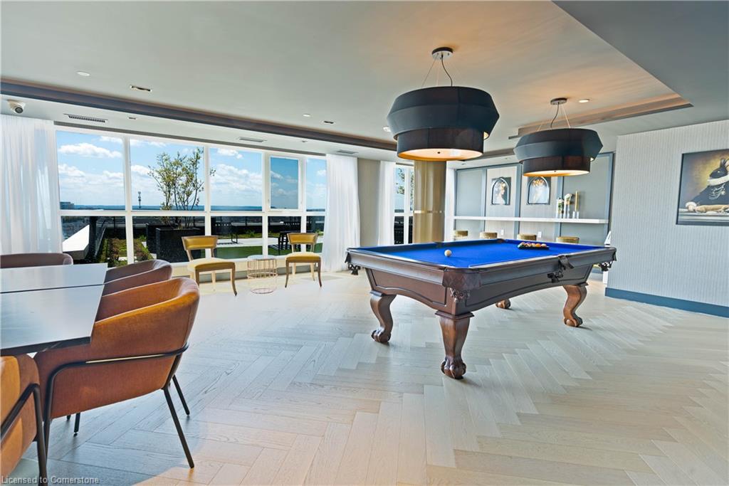 405 Dundas Street Property Photo 13