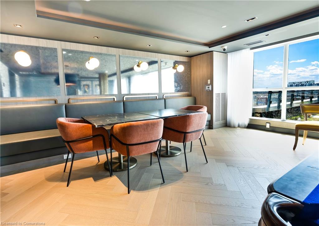 405 Dundas Street Property Photo 15