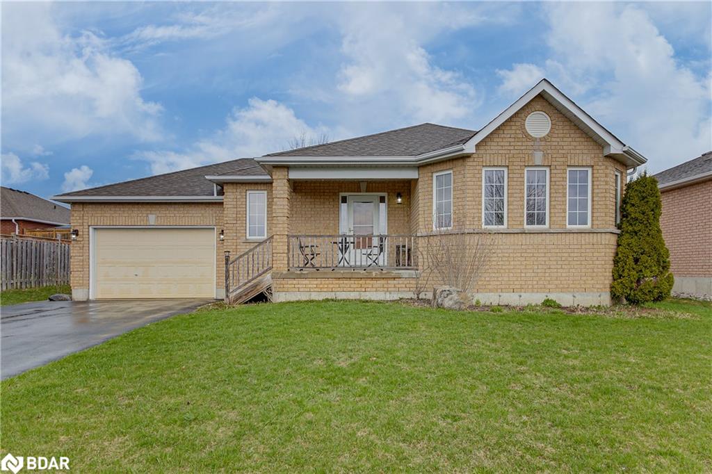 6 Whitfield Crescent Property Photo 1