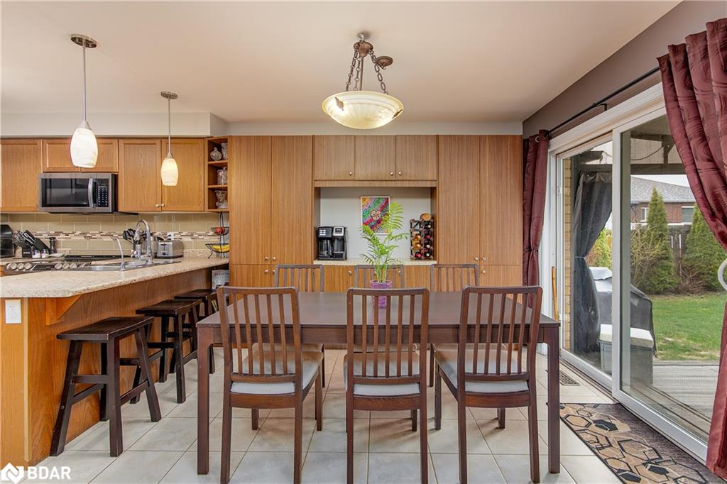 6 Whitfield Crescent Property Photo 11