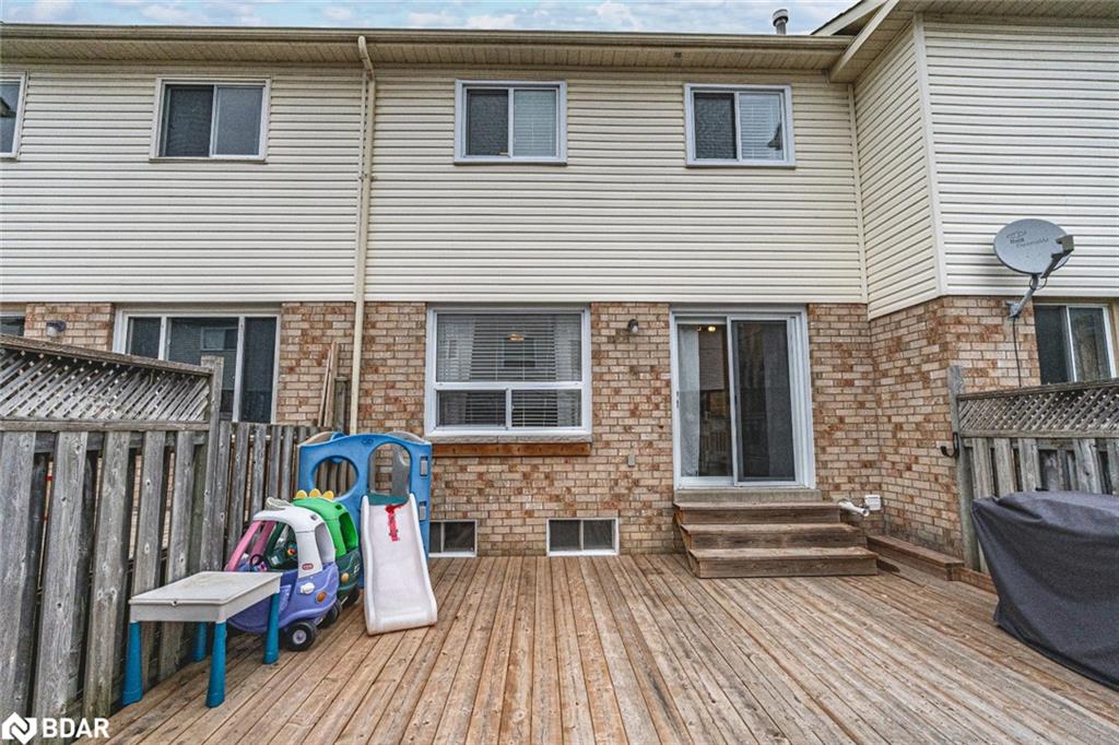 1187 Inniswood Street Property Photo 12
