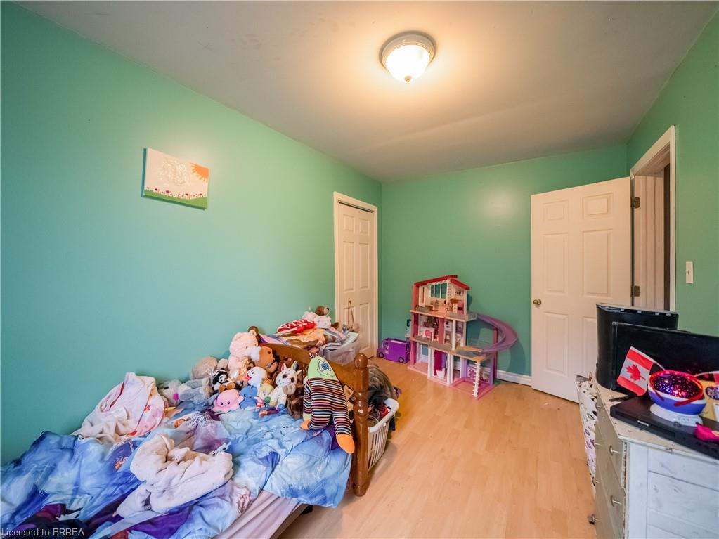 84 Sheridan Street Property Photo 6