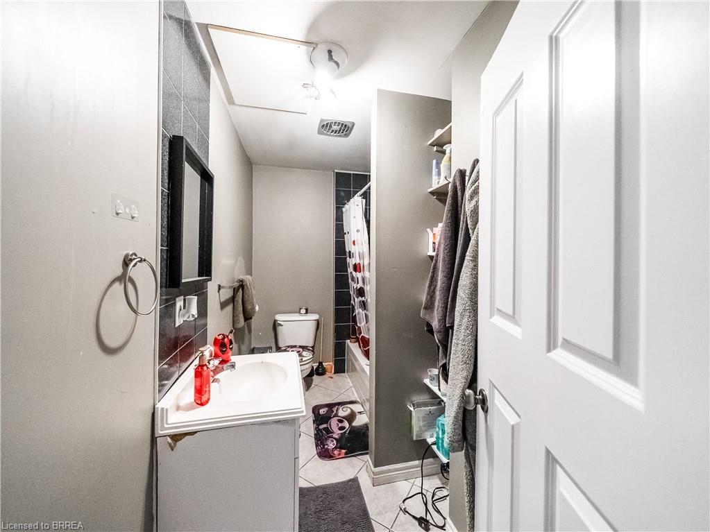 84 Sheridan Street Property Photo 15