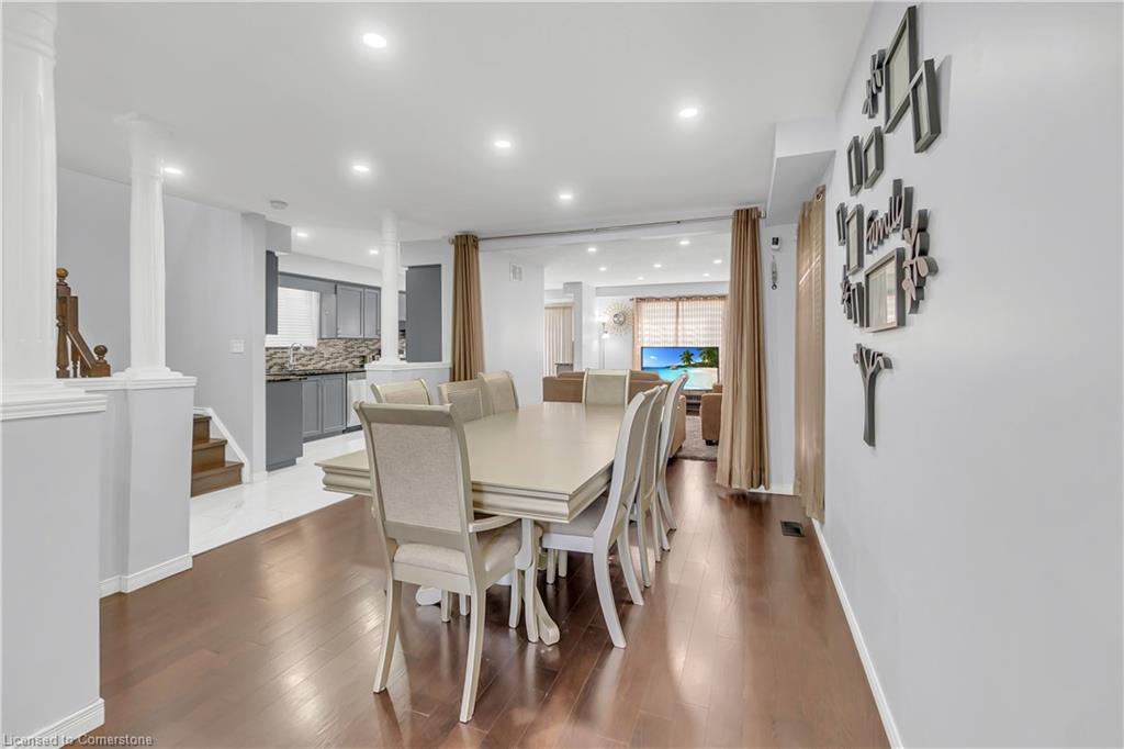 968 Copper Leaf Crescent Property Photo 8
