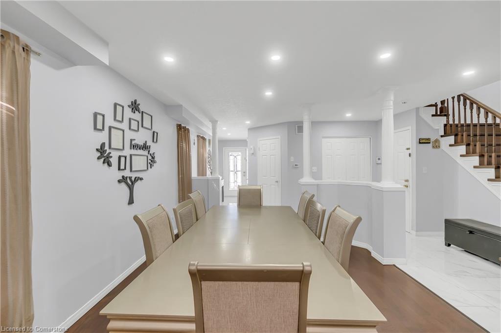 968 Copper Leaf Crescent Property Photo 9