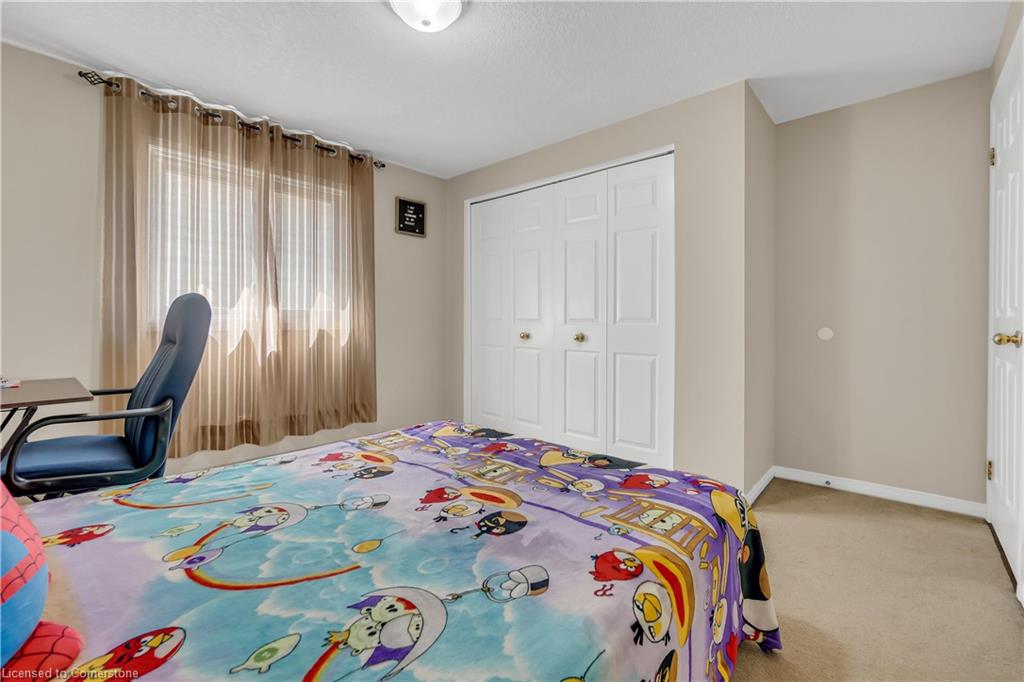 968 Copper Leaf Crescent Property Photo 26